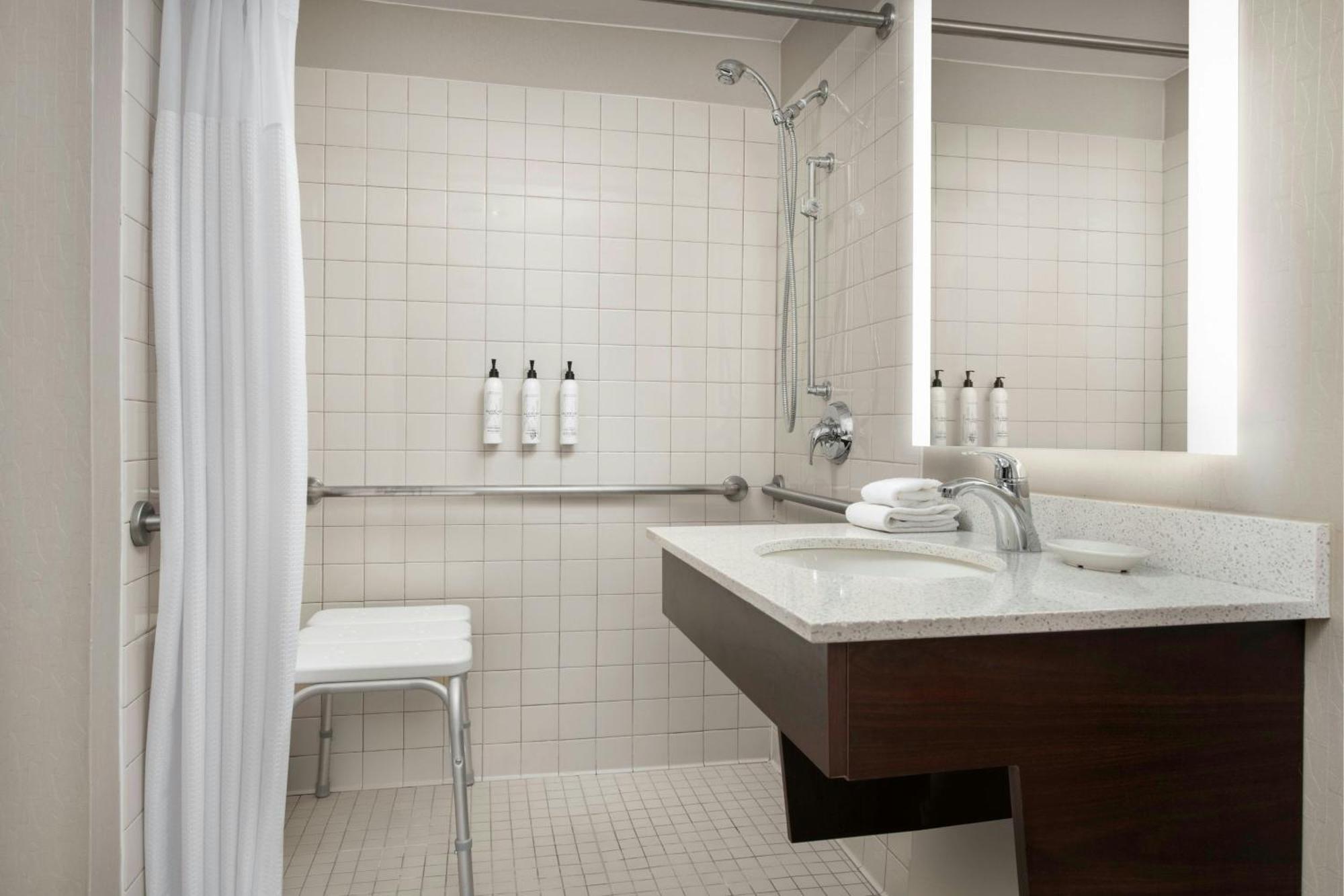 Springhill Suites By Marriott Atlanta Buckhead Ngoại thất bức ảnh